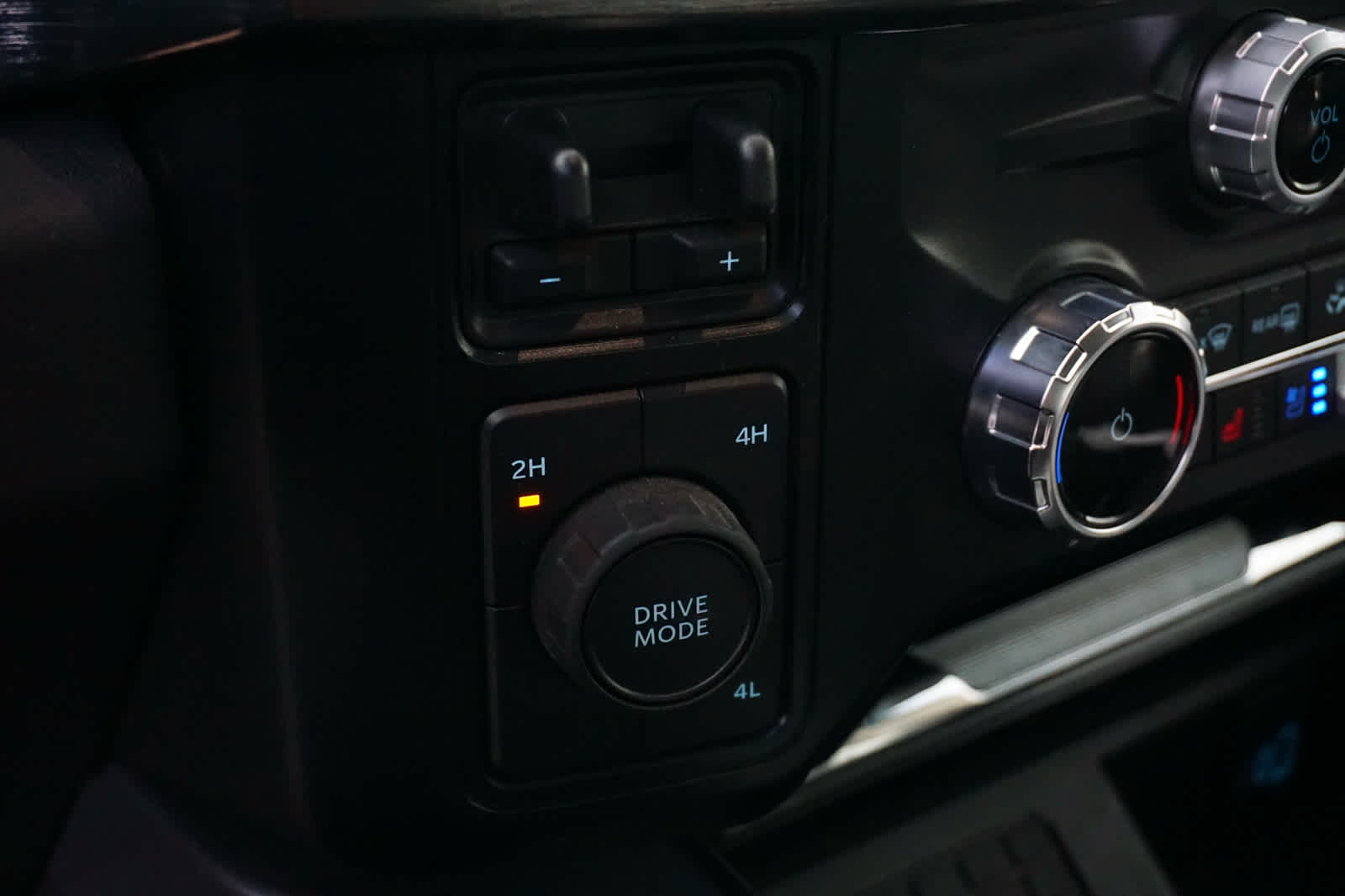 2025 Ford Super Duty F-350 DRW XL