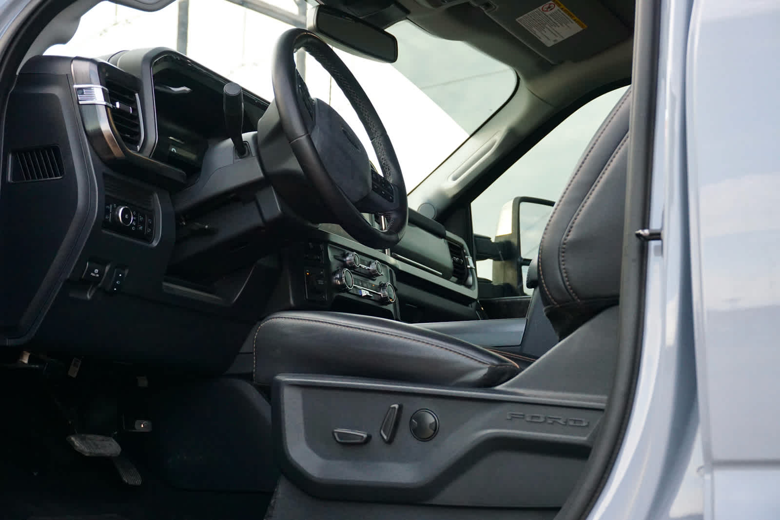2025 Ford Super Duty F-350 DRW XL