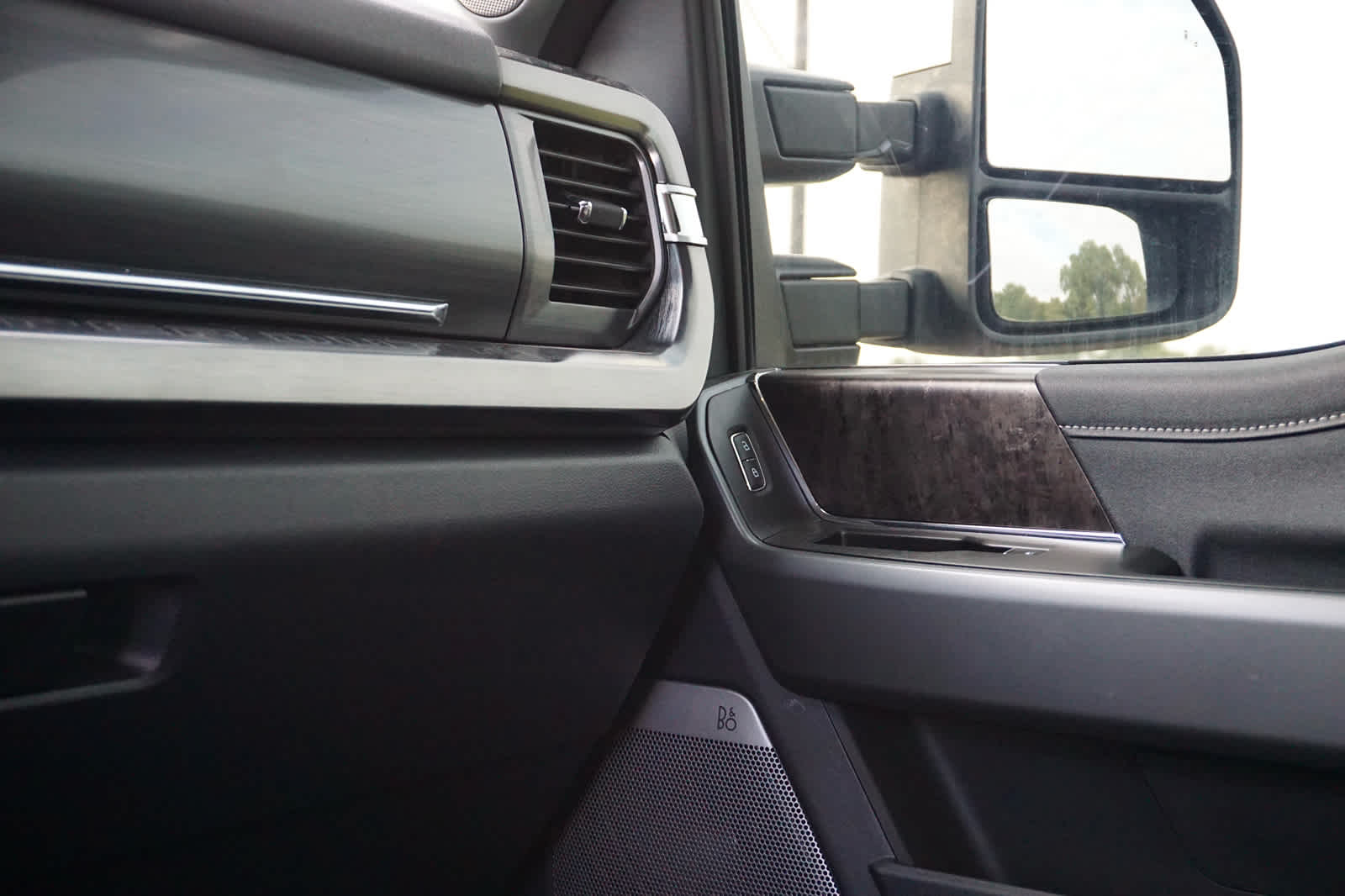 2025 Ford Super Duty F-350 DRW XL