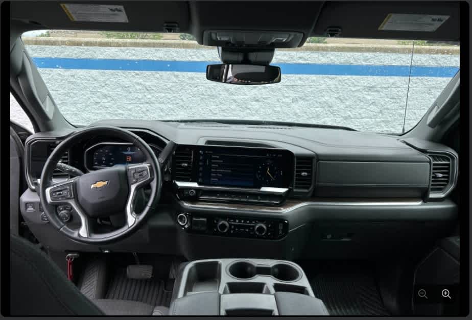2023 Chevrolet Silverado 1500 LT