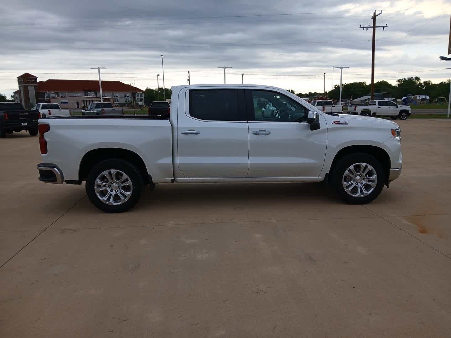 2024 Chevrolet Silverado 1500 LTZ