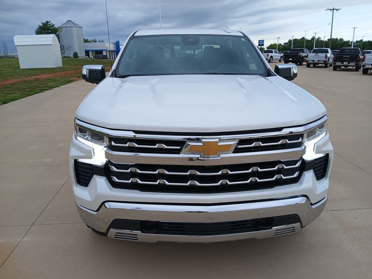 2024 Chevrolet Silverado 1500 LTZ
