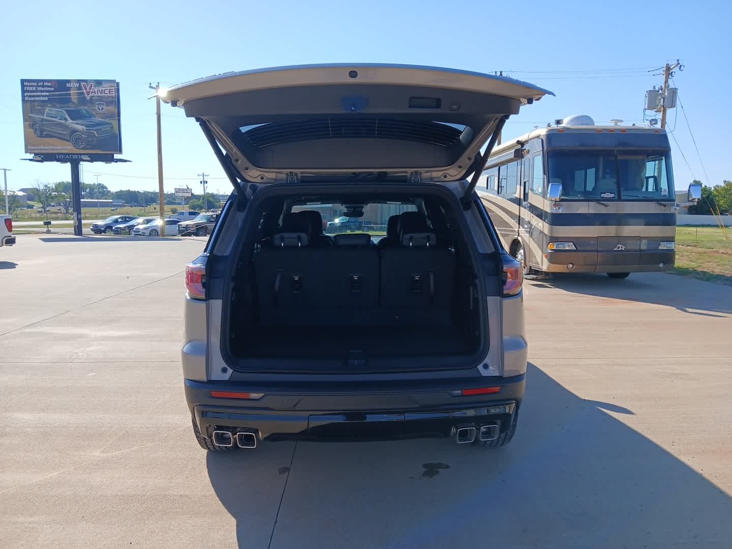2027 GMC Acadia AT4