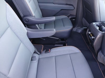 2027 GMC Acadia AT4
