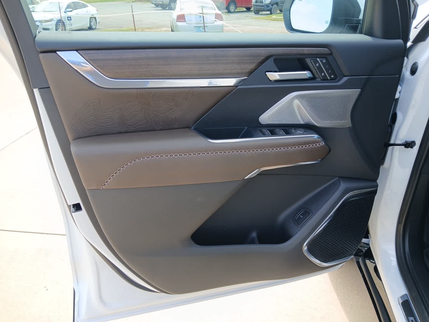2027 GMC Acadia Denali Ultimate