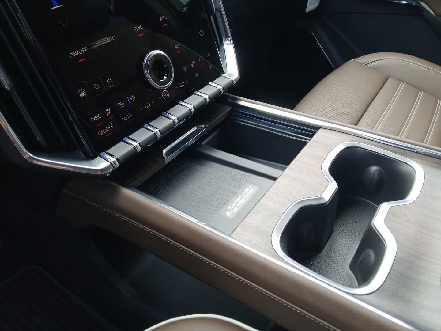 2027 GMC Acadia Denali Ultimate
