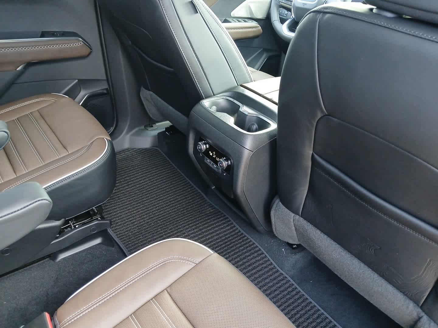 2027 GMC Acadia Denali Ultimate