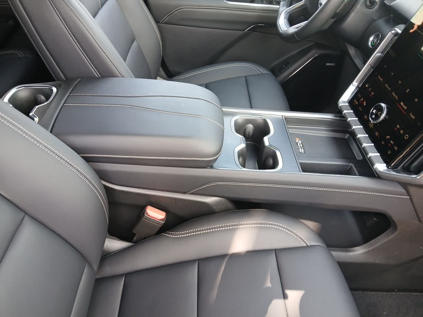 2026 GMC Acadia Elevation - Photo 49