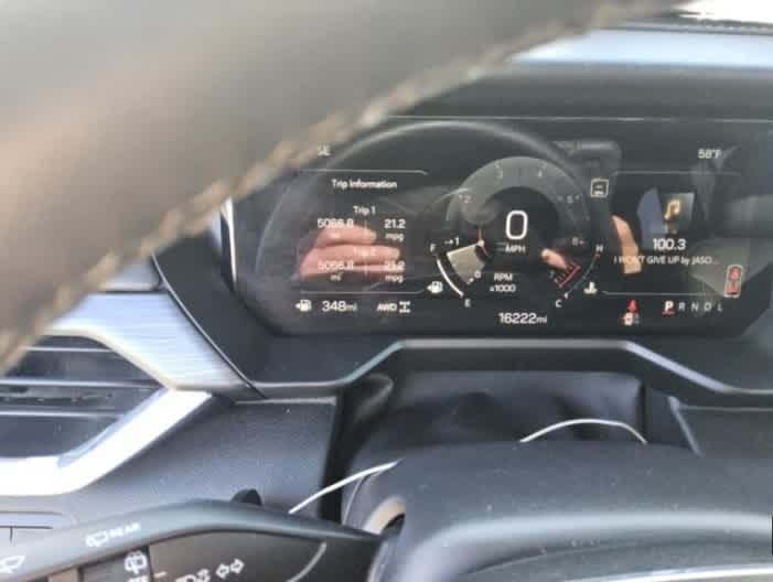 2025 GMC Acadia Elevation