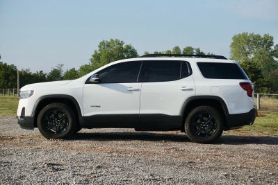 2022 GMC Acadia AT4