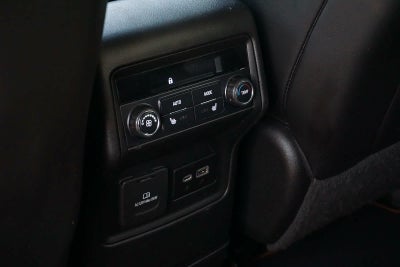 2022 GMC Acadia AT4