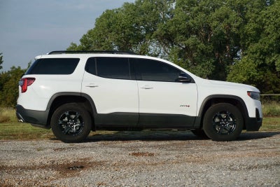 2022 GMC Acadia AT4