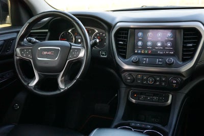 2022 GMC Acadia AT4
