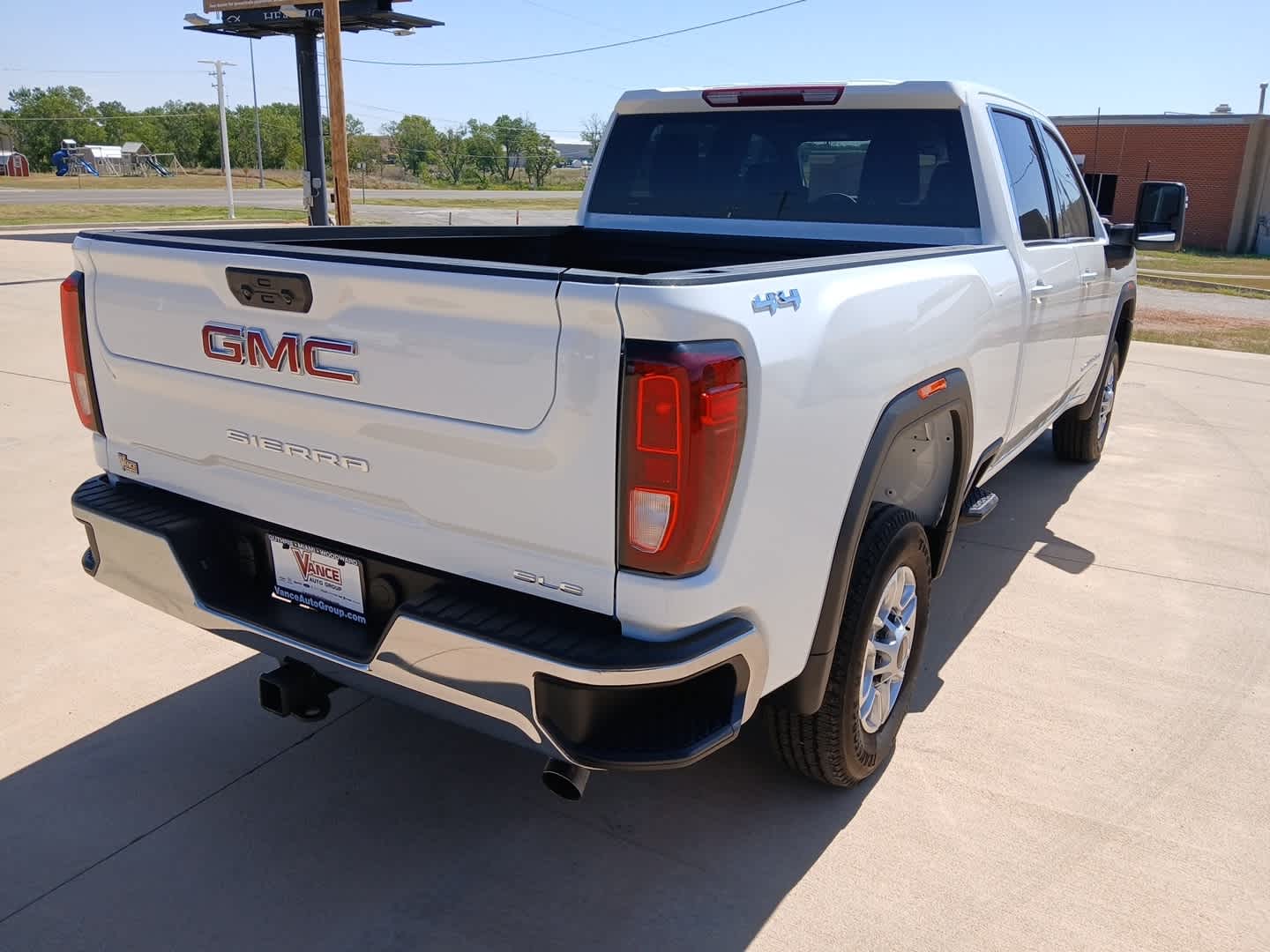 2026 GMC Sierra 2500 HD SLE