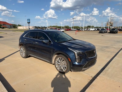 2022 Cadillac XT4 Premium Luxury