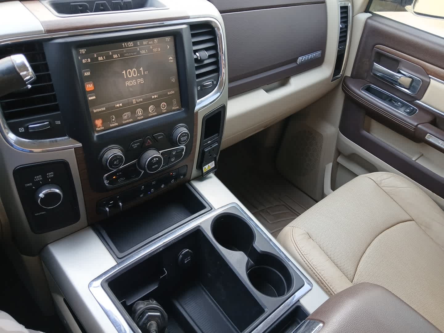 2015 RAM 2500 Laramie