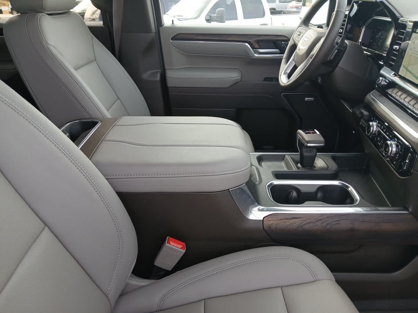 2026 GMC Sierra 1500 SLT - Photo 51