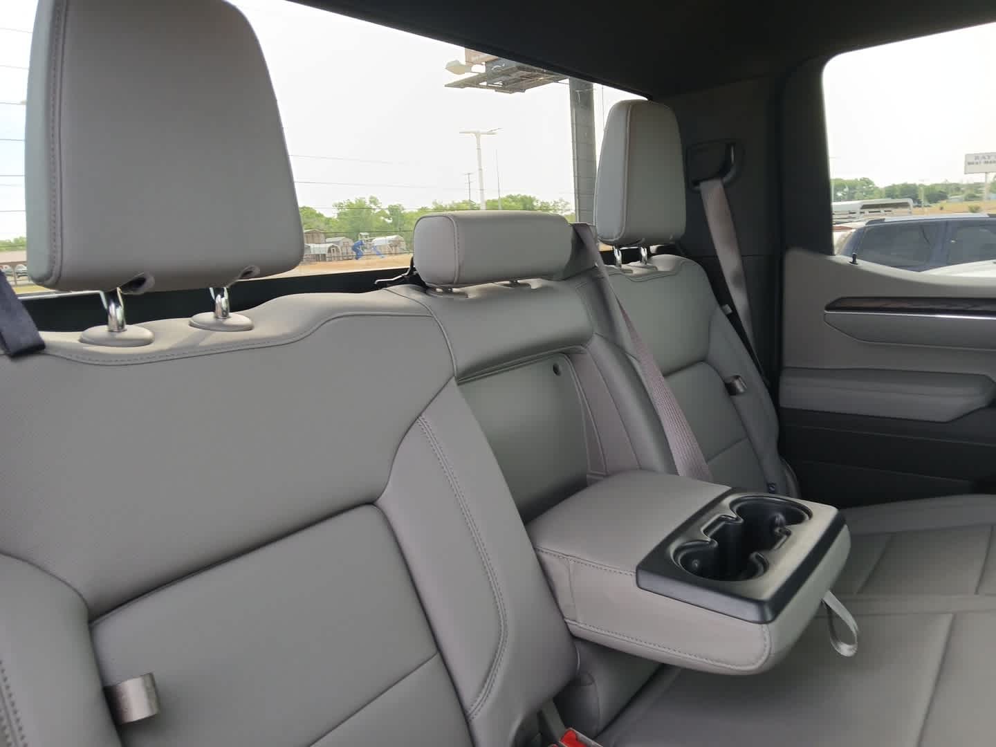 2026 GMC Sierra 1500 SLT - Photo 58