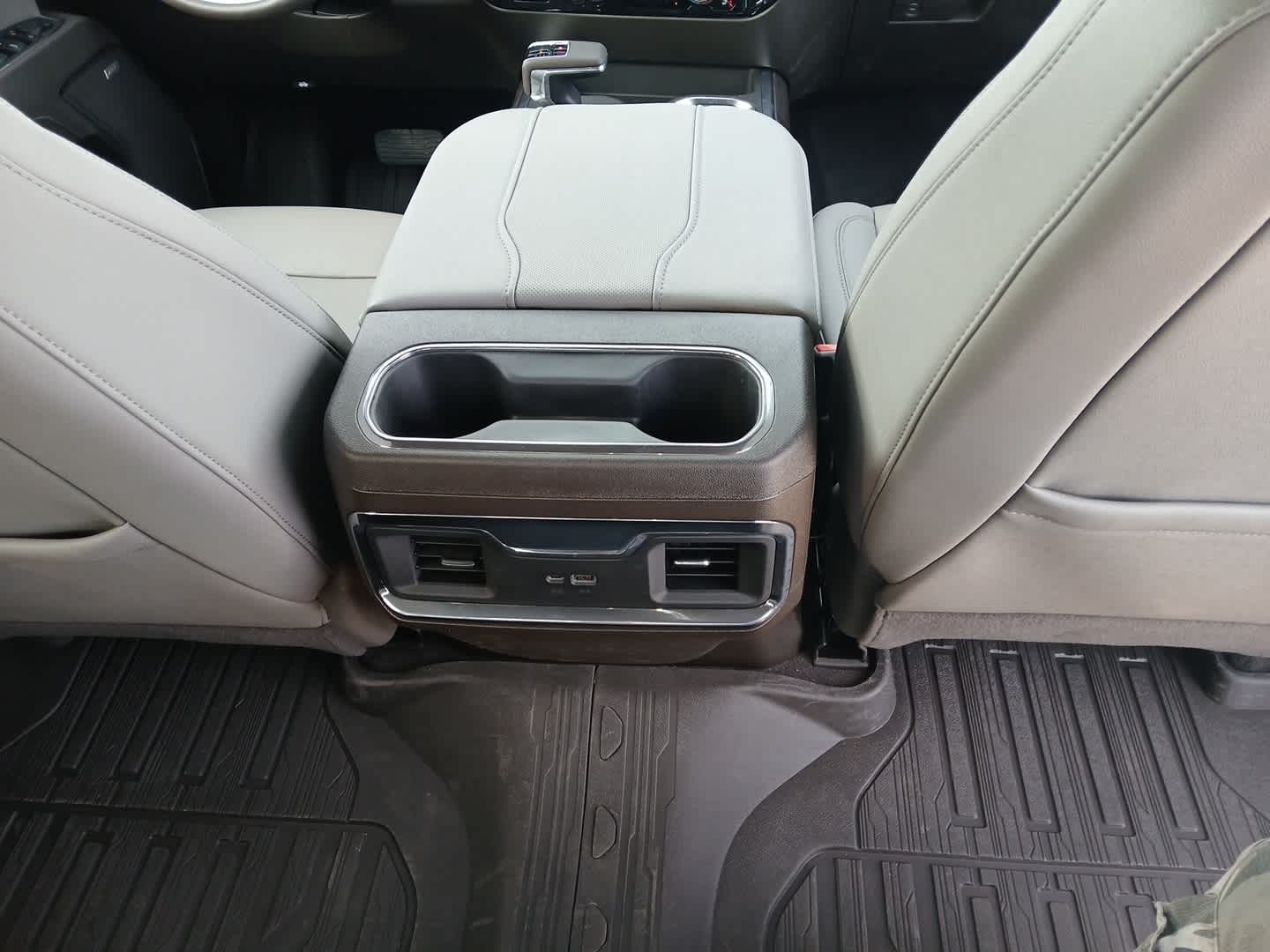 2026 GMC Sierra 1500 SLT - Photo 63
