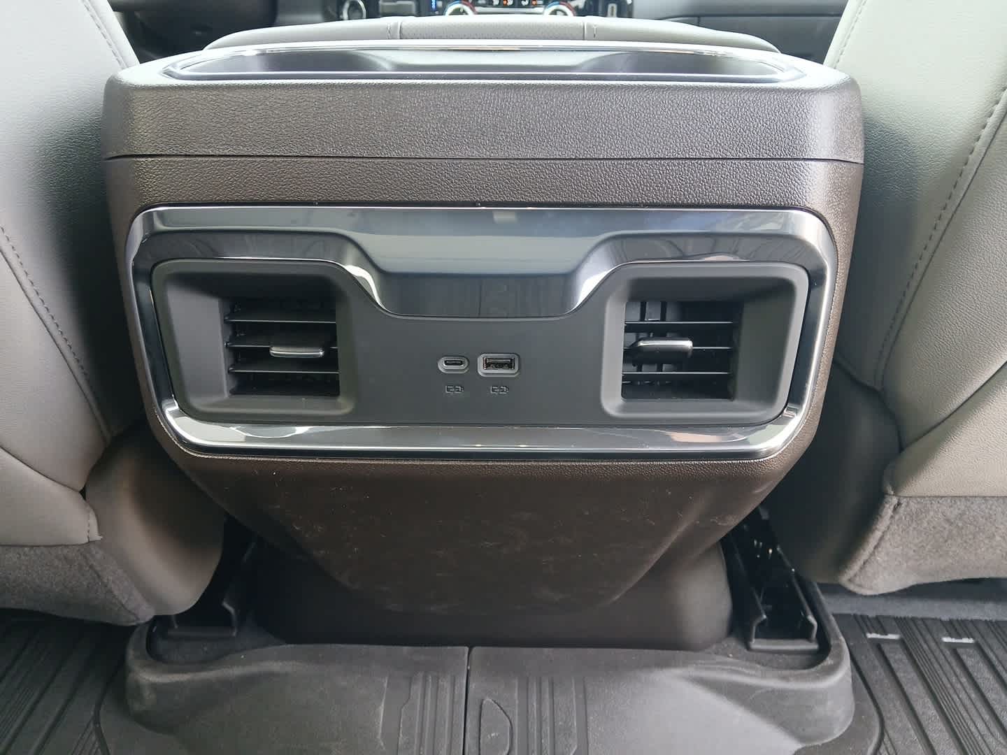 2026 GMC Sierra 1500 SLT - Photo 64