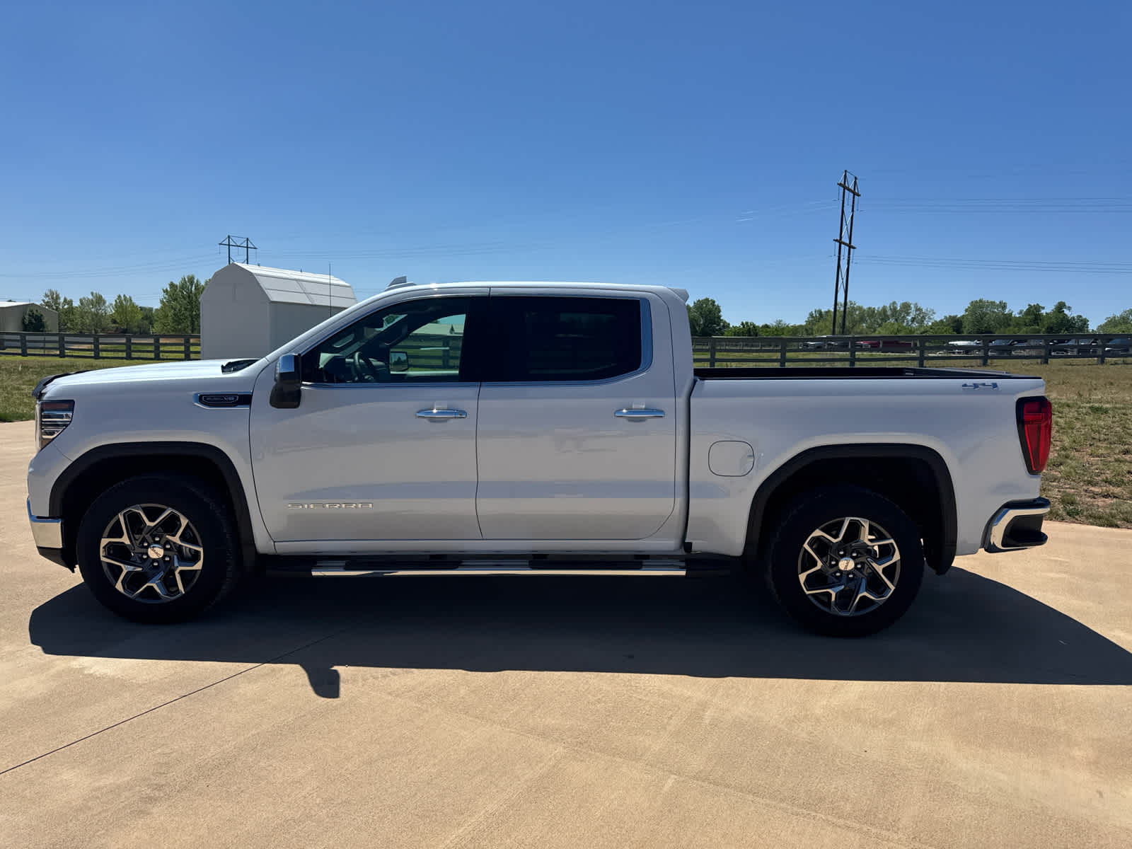 2026 GMC Sierra 1500 SLT - Photo 67