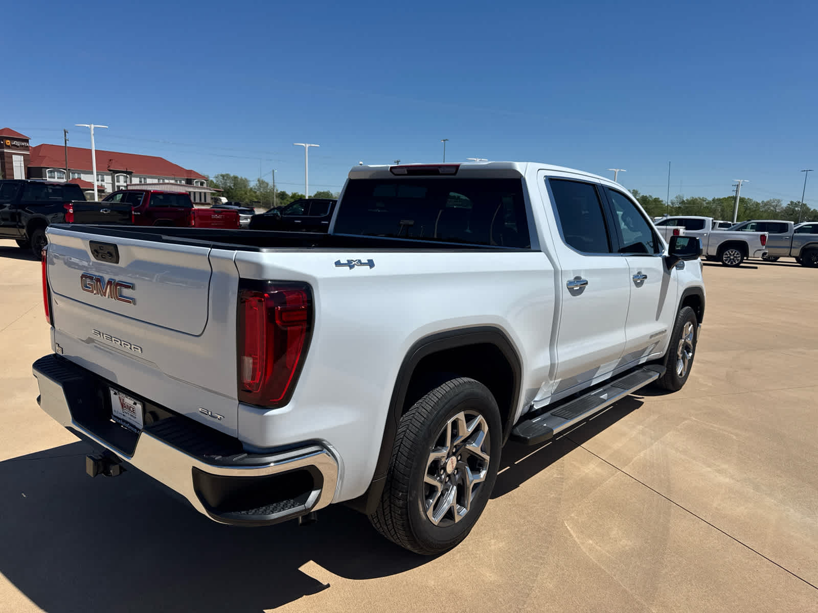 2026 GMC Sierra 1500 SLT - Photo 70