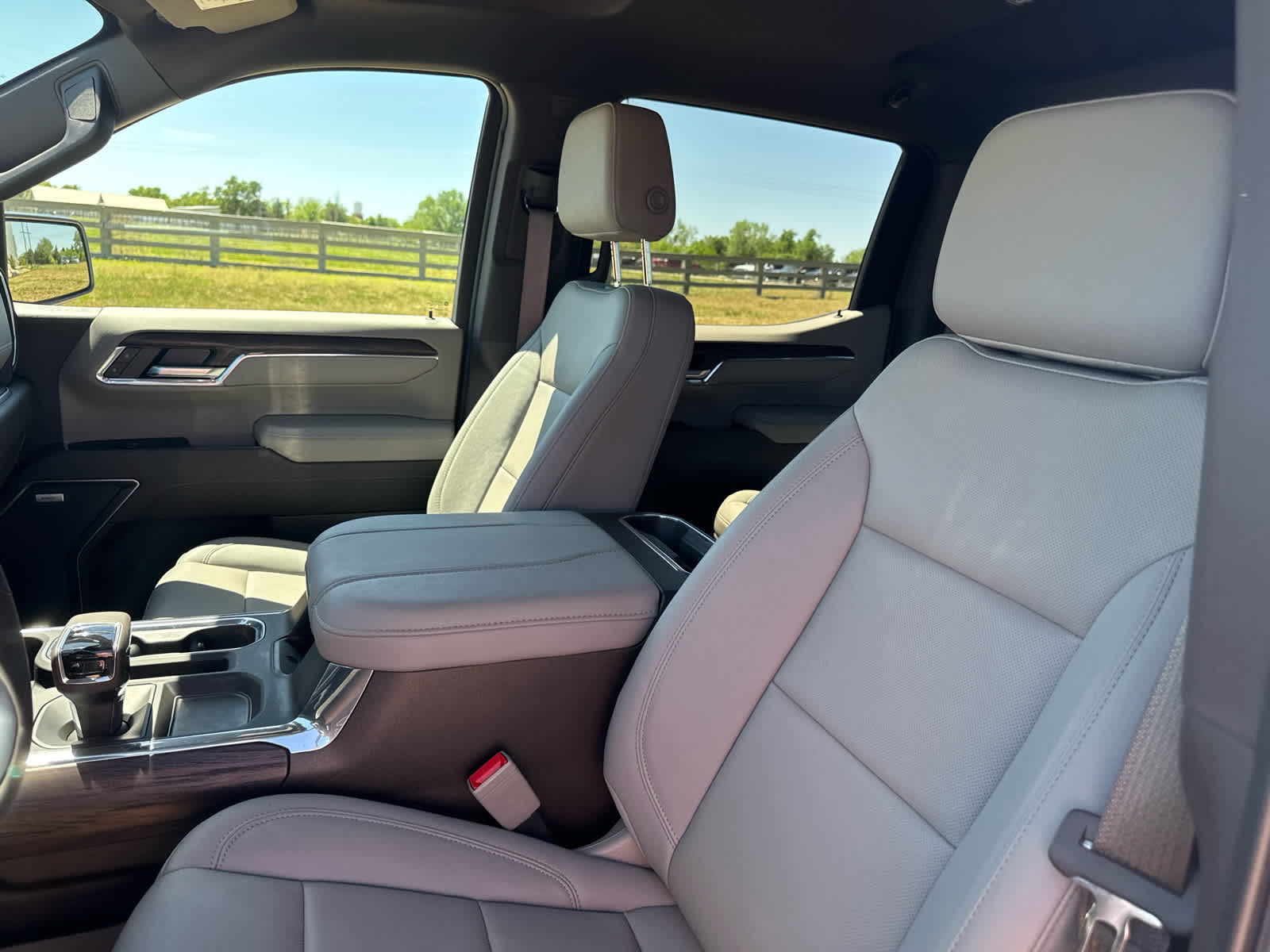2026 GMC Sierra 1500 SLT - Photo 78