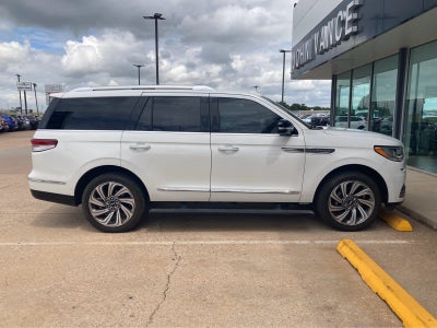 2024 Lincoln Navigator Reserve
