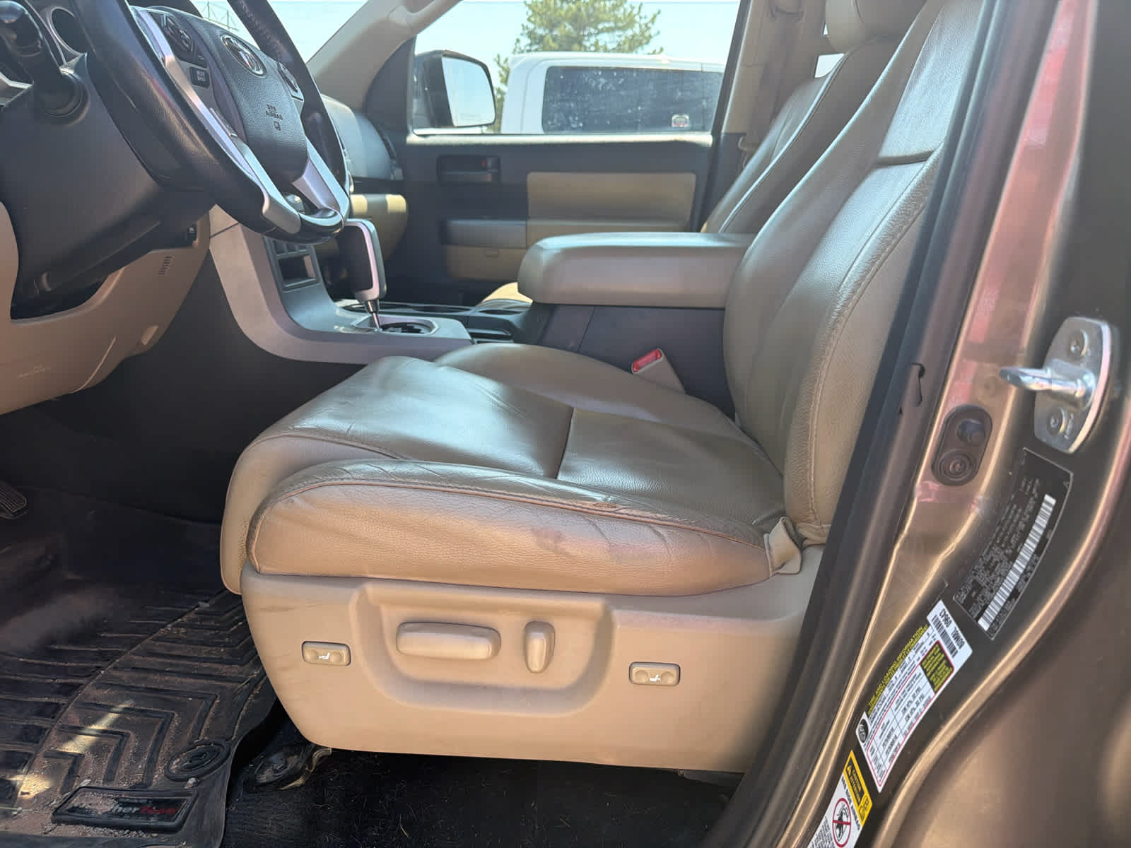 2017 Toyota Sequoia SR5