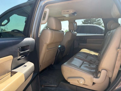 2017 Toyota Sequoia SR5