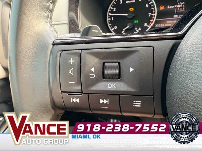2024 Nissan Pathfinder SL