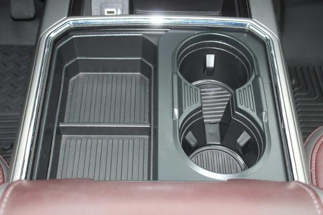 2017 Ford Super Duty F-350 SRW Pickup Platinum