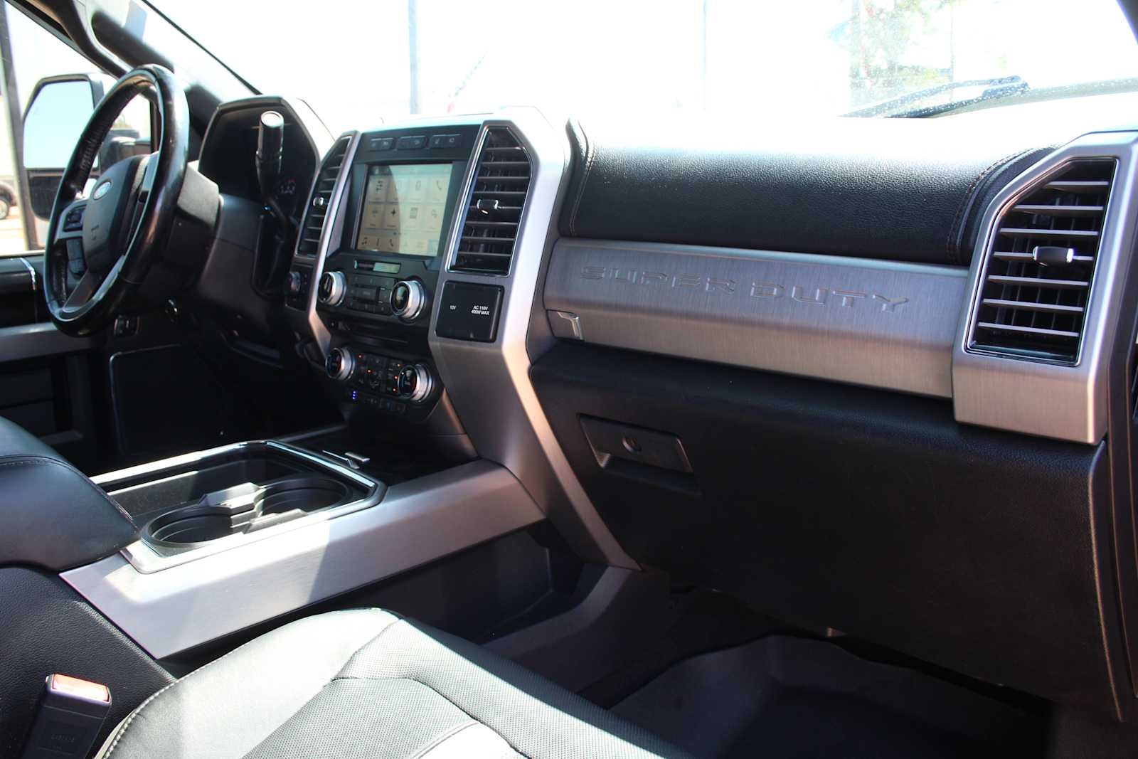 2018 Ford Super Duty F-350 DRW Pickup Platinum