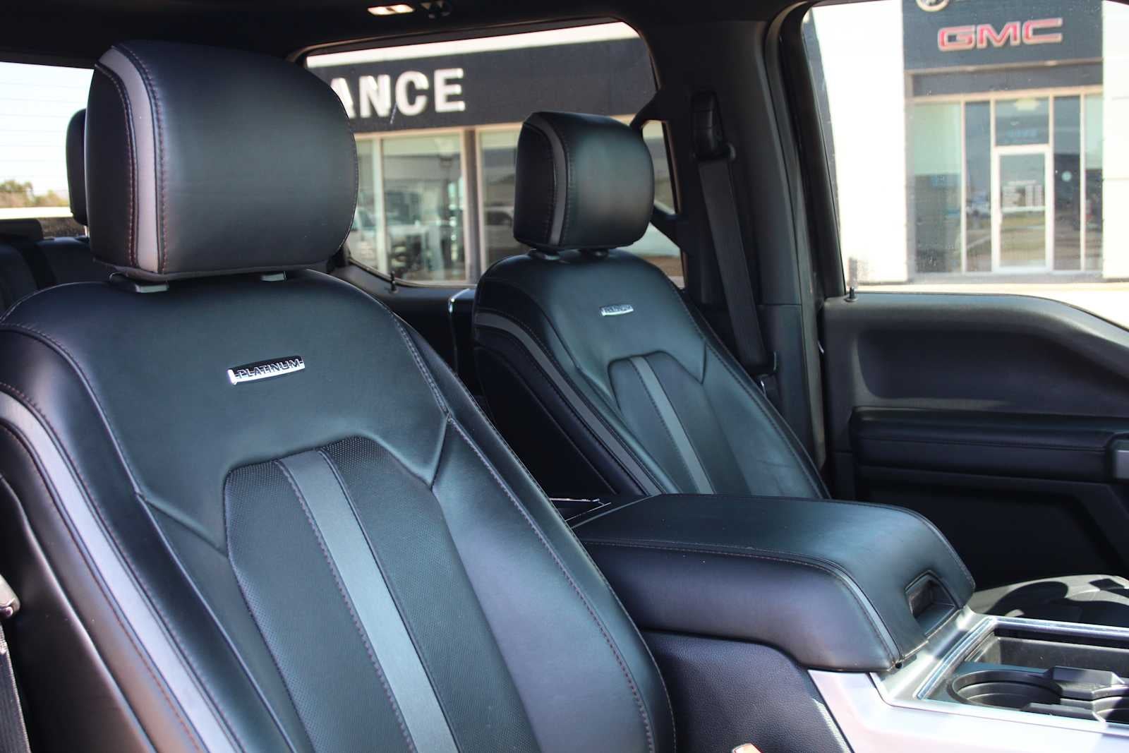 2018 Ford Super Duty F-350 DRW Pickup Platinum