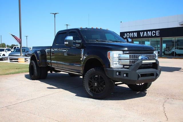 2018 Ford Super Duty F-350 DRW Pickup Platinum