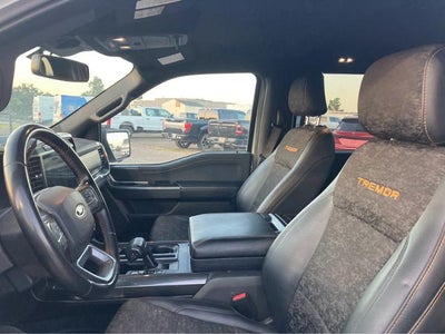 2023 Ford Super Duty F-350 DRW Pickup LARIAT