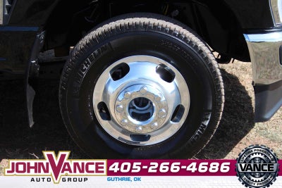 2024 Ford Super Duty F-350 DRW Pickup LARIAT