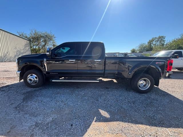 2024 Ford Super Duty F-350 DRW Pickup LARIAT