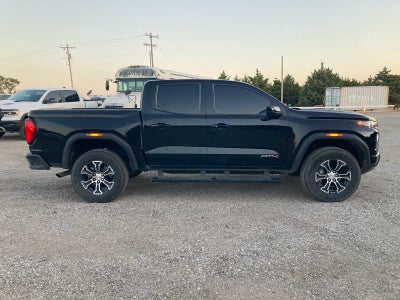 2025 GMC Canyon 4WD AT4