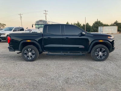 2025 GMC Canyon 4WD AT4